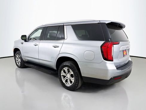 Used 2024 GMC Yukon SLE AWD/4WD image 6