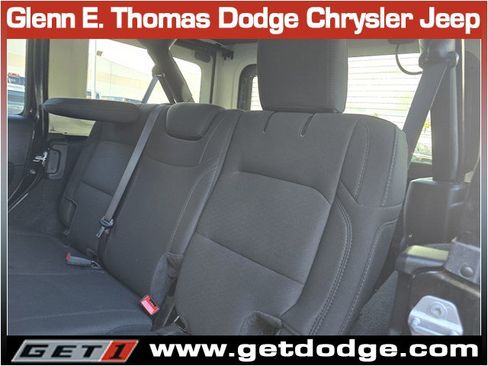 Certified 2022 Jeep Wrangler Unlimited Sahara image 26