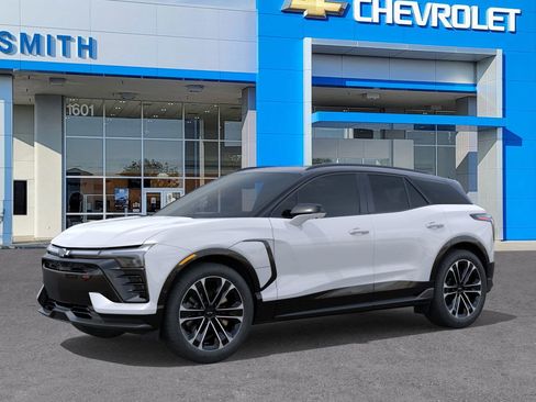 New 2026 Chevrolet Blazer EV SS image 2