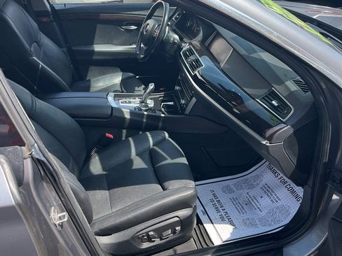 Used 2017 BMW 535i Gran Turismo xDrive AWD/4WD image 9