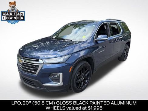 Used 2023 Chevrolet Traverse LT AWD/4WD image 3