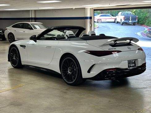 Used 2024 Mercedes-Benz SL 63 AMG 4MATIC image 9