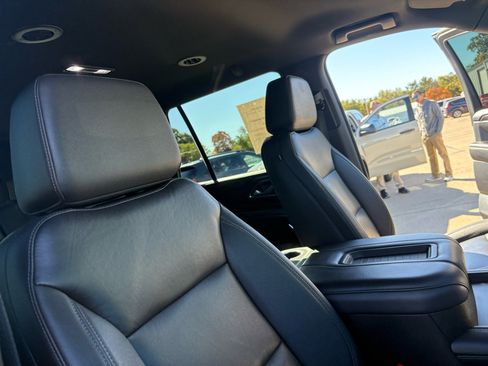 Used 2023 Chevrolet Tahoe LT w/ Luxury Package image 81