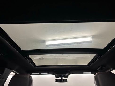 Used 2022 Ford Expedition Limited image 40