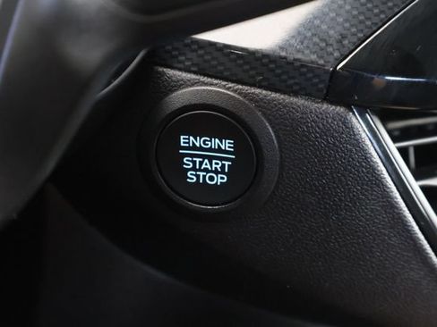 Used 2025 Ford Escape ST-Line Select AWD/4WD image 27