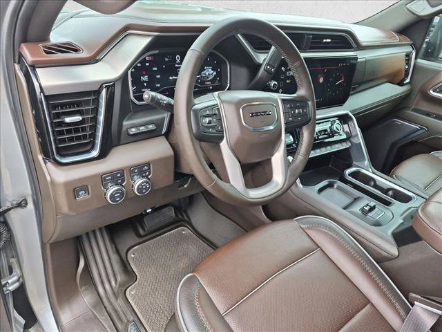 Used 2024 GMC Sierra 2500 Denali w/ Technology Package AWD/4WD image 9