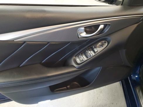 Used 2018 INFINITI Q50 Sport AWD/4WD image 11