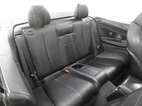 Used 2015 BMW M4 Convertible RWD image 35