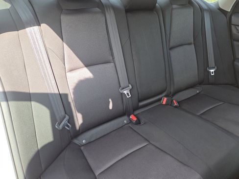Used 2018 Honda Accord EX image 22