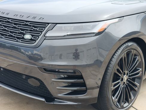 Certified 2026 Land Rover Range Rover Velar Dynamic SE AWD/4WD image 9