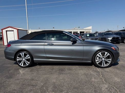 Used 2017 Mercedes-Benz C 300 4MATIC Cabriolet image 4