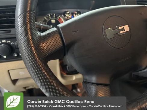 Used 2006 HUMMER H3 AWD/4WD image 13