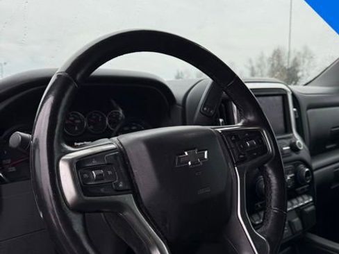 Used 2021 Chevrolet Silverado 1500 LT Trail Boss w/ Convenience Package II image 11