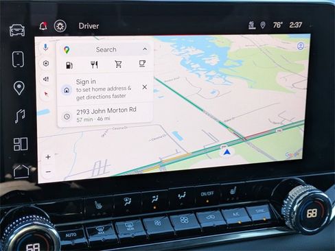 Used 2024 Chevrolet Suburban Premier w/ Premium Package image 24