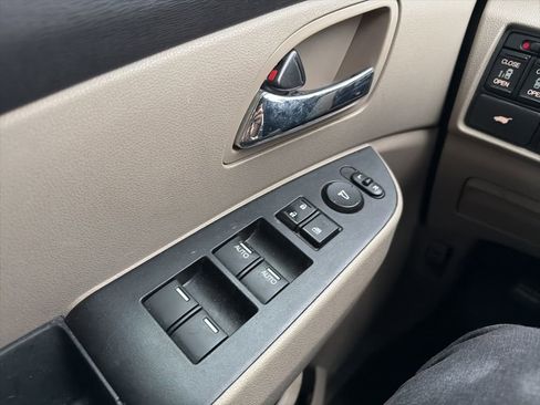 Used 2014 Honda Odyssey EX-L image 17