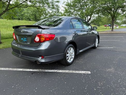 Used 2010 Toyota Corolla S FWD image 3