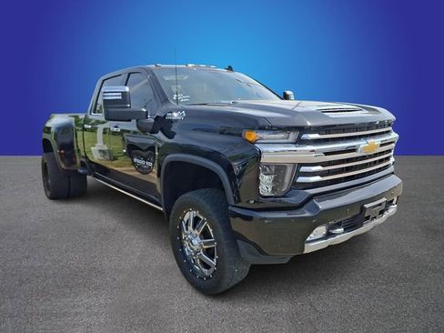 Used 2023 Chevrolet Silverado 3500 High Country image 3