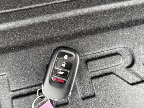Used 2023 Honda HR-V LX image 44
