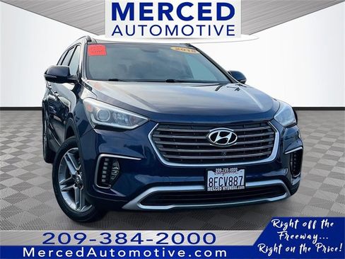 Used 2018 Hyundai Santa Fe SE image 1