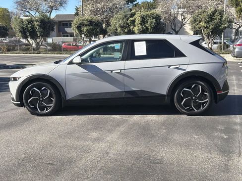 Used 2024 Hyundai Ioniq 5 SEL image 3