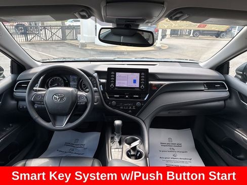 Certified 2023 Toyota Camry SE w/ Convenience Package image 18
