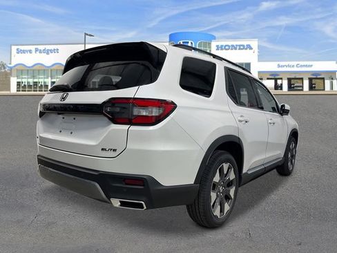 New 2026 Honda Pilot Elite image 6