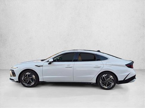Used 2024 Hyundai Sonata SEL w/ Convenience Package FWD image 8