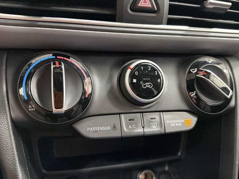 Used 2021 Hyundai Kona SEL Plus image 20