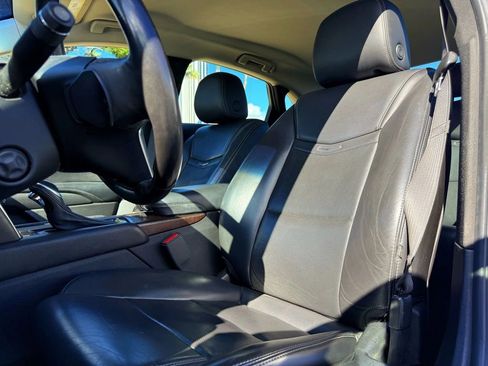 Used 2019 Cadillac XTS Luxury image 8