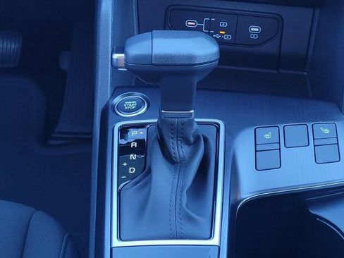 New 2026 Kia Sportage LX w/ LX Convenience Package FWD image 18