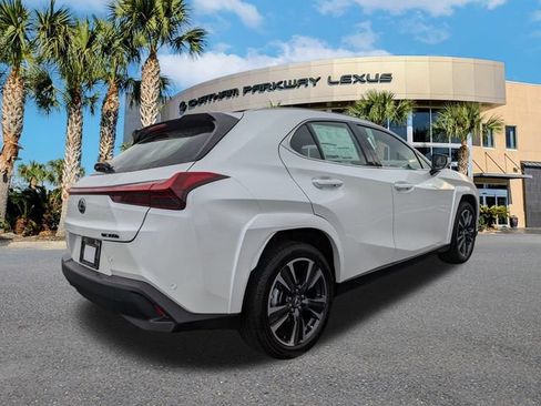 Used 2025 Lexus UX 300h FWD w/ Accessory Package (Z2) image 4