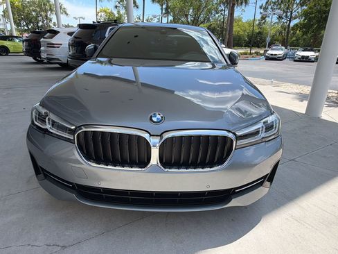 Used 2023 BMW 530i w/ Convenience Package RWD image 6
