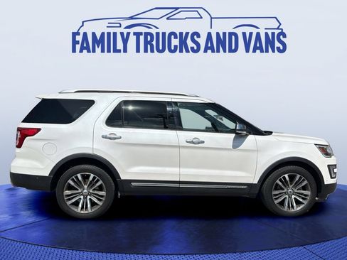 Used 2017 Ford Explorer Platinum AWD/4WD image 6