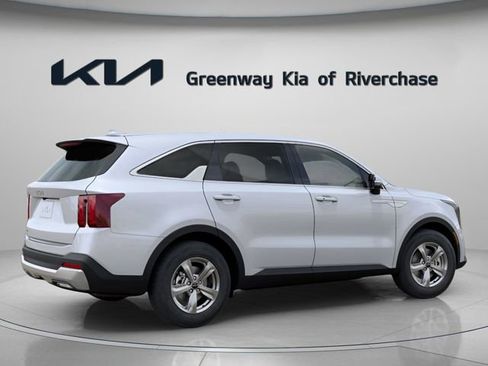 New 2026 Kia Sorento LX FWD image 8