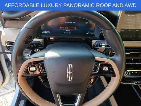 Used 2023 Lincoln Corsair Reserve w/ Equipment Group 201A AWD/4WD image 18
