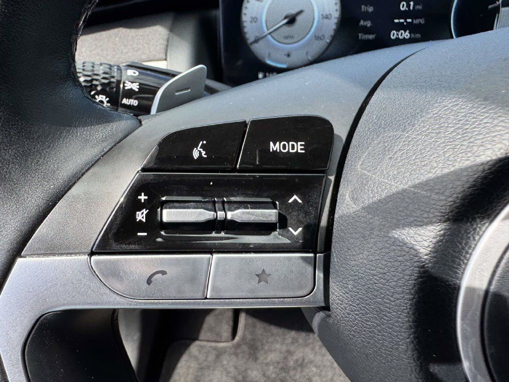 Used 2023 Hyundai Tucson Limited AWD/4WD image 22