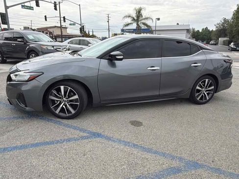 Used 2020 Nissan Maxima 3.5 SV w/ Floor Mat Group FWD image 2
