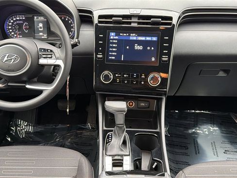 Used 2024 Hyundai Santa Cruz SE image 33