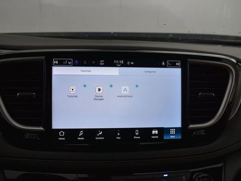 New 2026 Chrysler Pacifica Pinnacle w/ Trailer Tow Group image 25