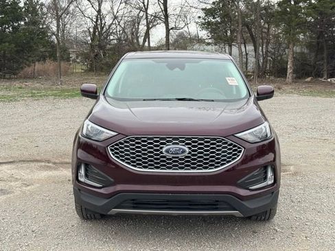 Used 2024 Ford Edge SEL w/ Convenience Package image 2