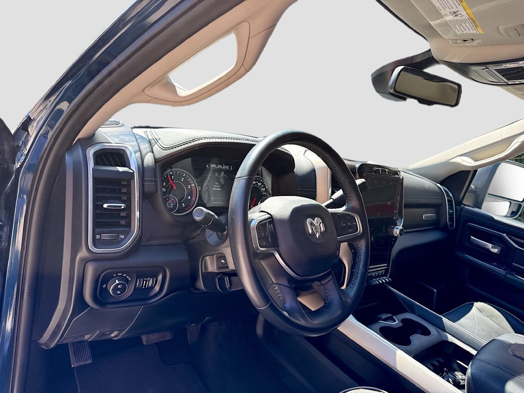 Used 2023 RAM 3500 Laramie AWD/4WD image 9