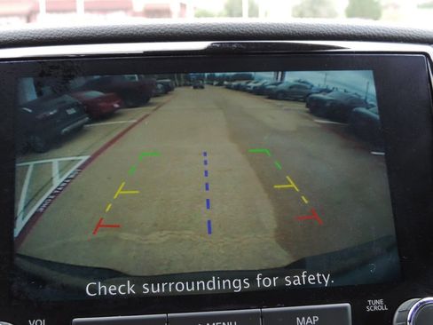 Used 2023 Nissan Titan PRO-4X AWD/4WD image 30