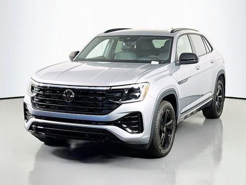 New 2026 Volkswagen Atlas Cross Sport SEL R-Line AWD/4WD image 3