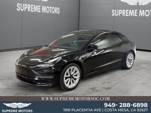 Used 2021 Tesla Model 3 Standard Range Plus RWD image 1