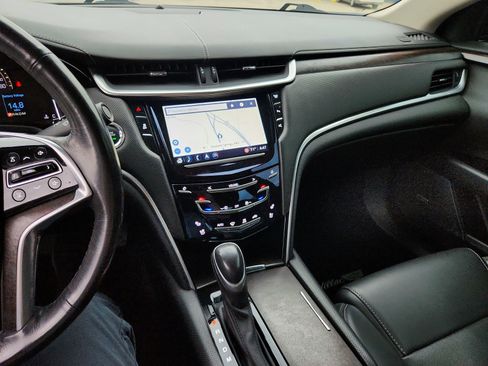 Used 2019 Cadillac XTS Luxury FWD image 19