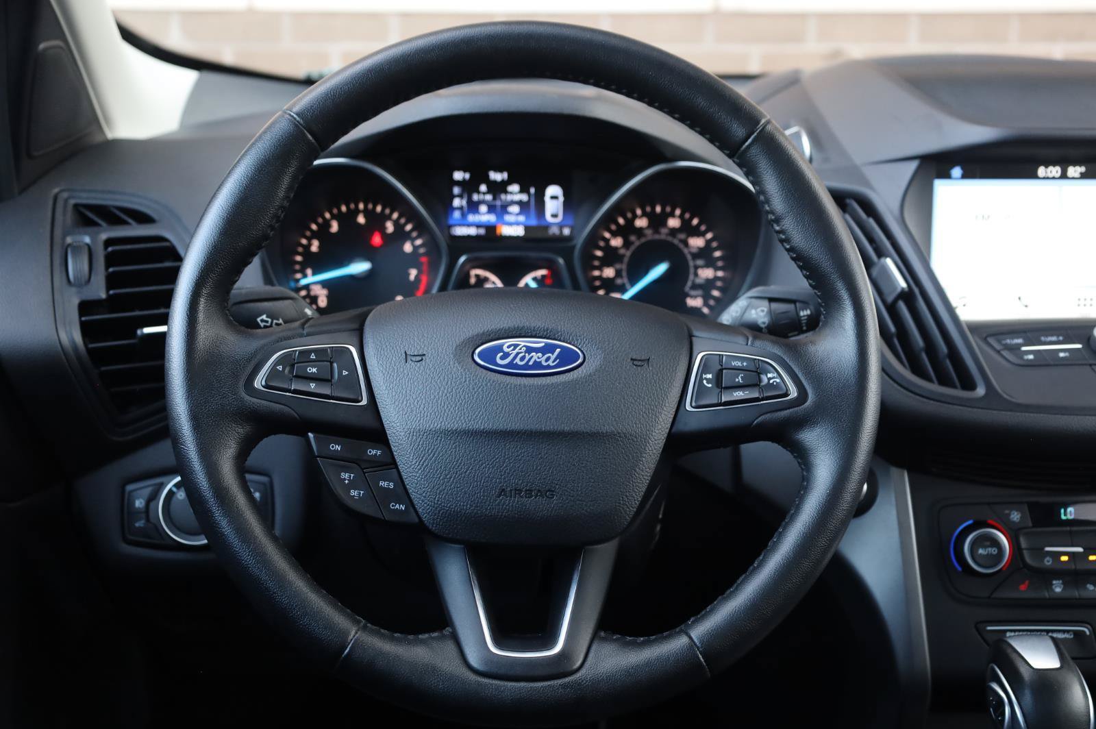 Used 2019 Ford Escape SEL AWD/4WD image 36
