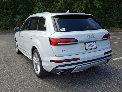 New 2025 Audi Q7 3.0T Premium Plus image 3