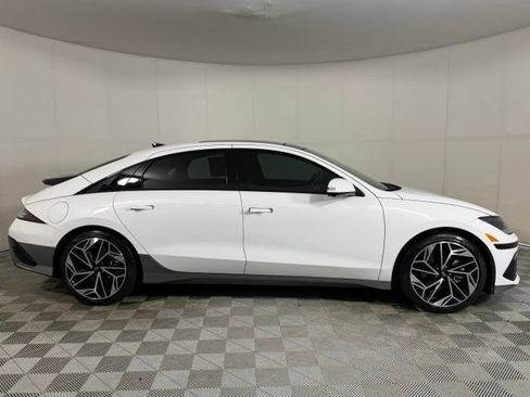 Used 2024 Hyundai Ioniq 6 Limited RWD image 9
