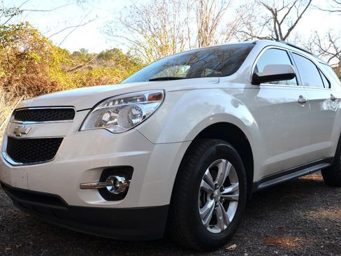 Used 2013 Chevrolet Equinox LT image 2