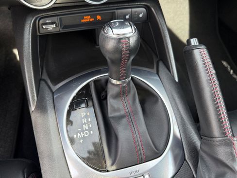 Used 2019 MAZDA MX-5 Miata RF Grand Touring image 14